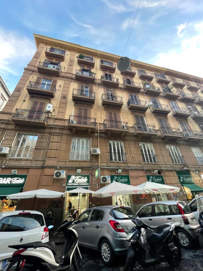 La Casa Sulla Nuvola Duomo Centro Storico Di Napoli Lägenhet Exteriör bild